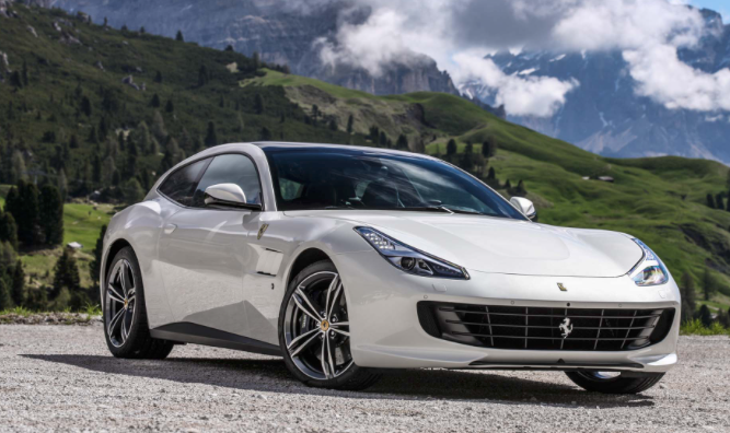 GTC4 Lusso  3.9 V8 610 cv